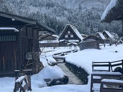 -白川乡与五箇山的合掌构造村落