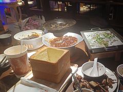 -绿茶餐厅(同成街华联店)