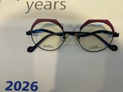 -三叶眼镜城批发市场(上海火车站店)