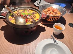 -沅江水·湖南家宴(南村万博长隆商圈店)