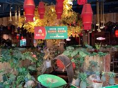 -老滇山寨•云南特色菜•地方菜•民族风情歌舞表演(金碧店)