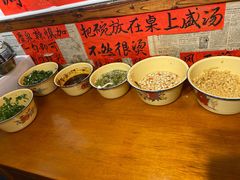 -柳州肥姨妈大骨螺蛳粉(双阳路店)