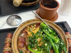 香菇滑鸡煲仔饭-万煲旺·香港老传承煲仔饭·猪杂汤(客村店)