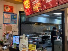 -The Habit Burger Grill 哈比特汉堡(复兴soho店)