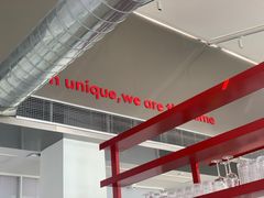 -UNI UNI(环亚凯瑟琳店)