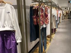 -URBAN REVIVO(佛山南海万达广场店)