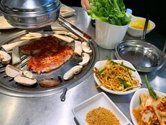 -韩聚屋韩国烤肉餐厅(新北万达店)