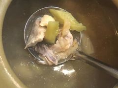 苦瓜凤梨鸡汤-老妈私房菜