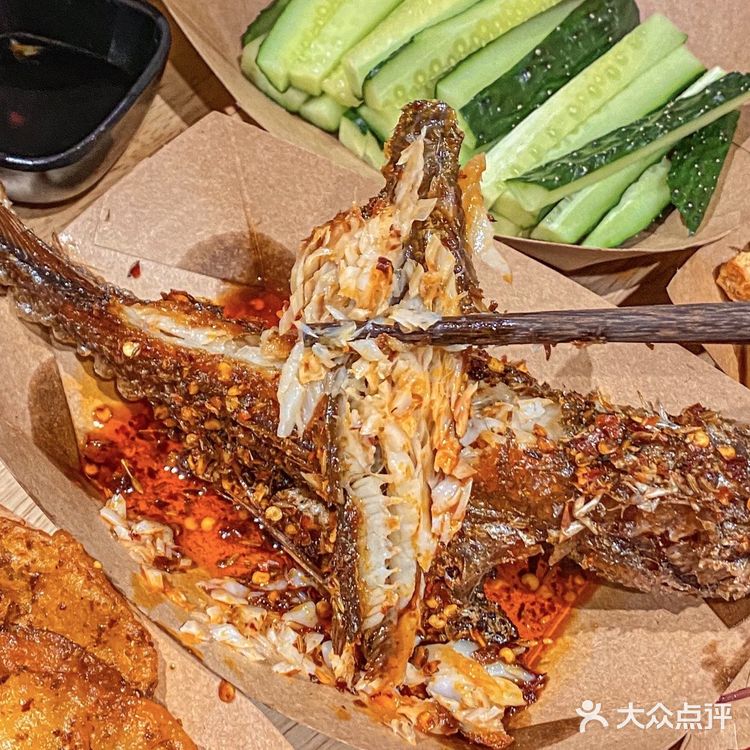 多少次来长沙就是为了这口油炸烧麦！