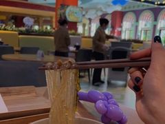 -美食小镇·观赏珍稀鸟类·长隆熊猫酒店