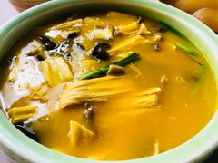 -龙门阵茶屋川菜馆(武康路店)