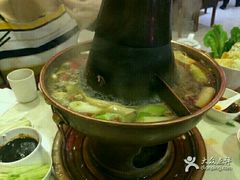 -满旗楼 北京烤鸭·涮羊肉火锅(武昌店)