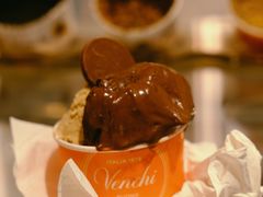 -VENCHI 闻绮(上海佛罗伦萨小镇店)
