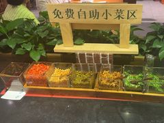 -呷佬·长沙手工米粉(金沙江路店)