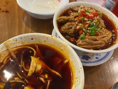 聪明的大脑-炉小二铜锅牛蛙•川湘菜(三里屯店)
