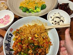 -李犟大爆鳝面·手工蟹黄包(湖滨西湖店)