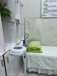 -苗医生0感祛痘连锁