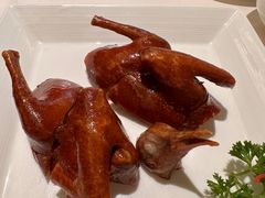 玻璃烧乳鸽-利苑酒家(宜安广场店)
