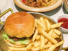 -盐说·西式餐酒馆(光明万达店)