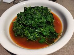 -新颐园本帮江浙菜·红烧猪手煨鲍鱼·红烧肉(顾村公园电台路店)