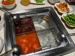 -海底捞火锅鲜切牛肉主题店(长寿路店)