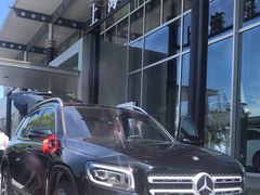 -上海星瀚奔驰4S店(红柳路店)