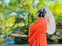 -一揽芳华汉服旗袍体验馆(拙政园店)