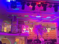 -巴特餐饮6加1音乐餐吧·新疆菜