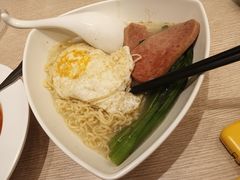 -佰搭果·广式茶餐厅(西华路店)