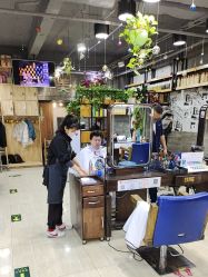 -阿兵荣辉美容理发有限公司