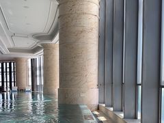 -珠海瑞吉酒店游泳池