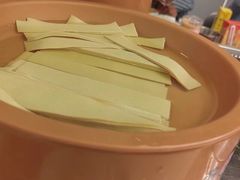 -龍歌自助小火锅(市南金茂湾店)