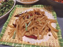 -肥肥虾庄·金牌油焖大虾(杨园滨江时代walk店)