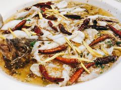 -渔语鱼酸菜鱼新川菜(来福士店)