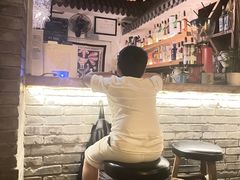 -脚下咖啡·CHILL酒馆(灵光东巷店)