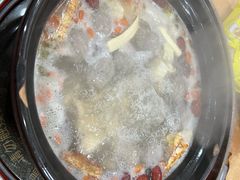 -濠轩阁特色生蚝火锅(水湾路店)