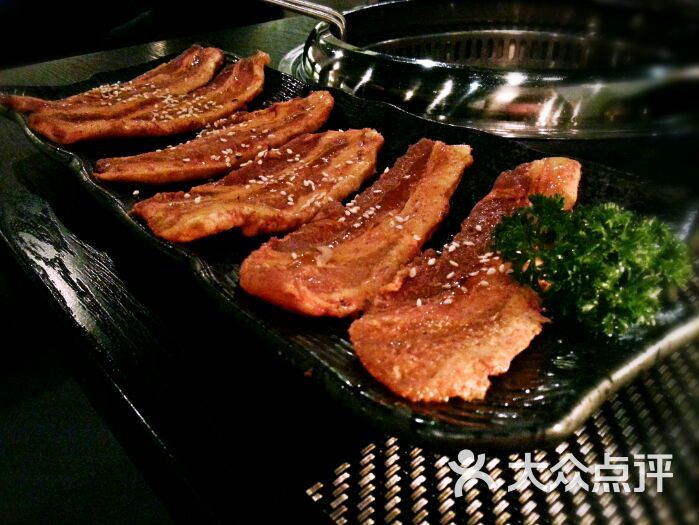 蜜汁辣酱猪五花