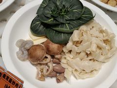 -梁家大院•农家菜(昆山会展中心店)