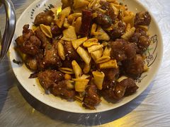 香辣掌中宝-小民大排档(光谷店)