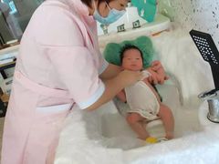 -臻爱住家月嫂育儿嫂(万达店)