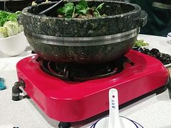 -墨脱石锅椰子鸡•香草鸭•东山羊(大东海店)