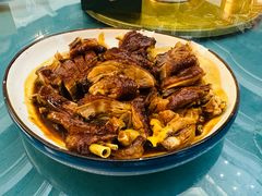 -五谷芳乳鸽王(梅沙老店)