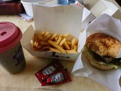 -必胜客(东部星悦天地店)