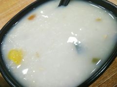 皮蛋瘦肉粥-吃不亏特色包子(三峡广场店)