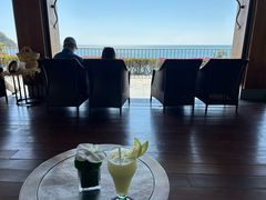 -日落吧·海景咖啡厅·餐酒吧·鸡尾酒·下午茶·乐队表演·浪漫夕阳·三亚文华东方酒店