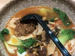 -蒙自源米线大王(普宁广场店)