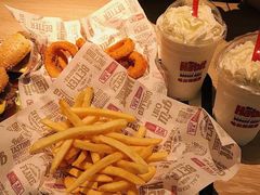 -The Habit Burger Grill 哈比特汉堡(复兴soho店)