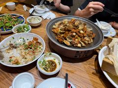 蛤蜊炒鸡-木柴豆腐·活海鲜·鲁菜(岚山路店)