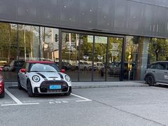 -上海普陀宝诚MINI4S店(红柳路店)