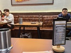 -许哥东北烧烤·铁丳烤串·宫后夹肉(繁花中心店)